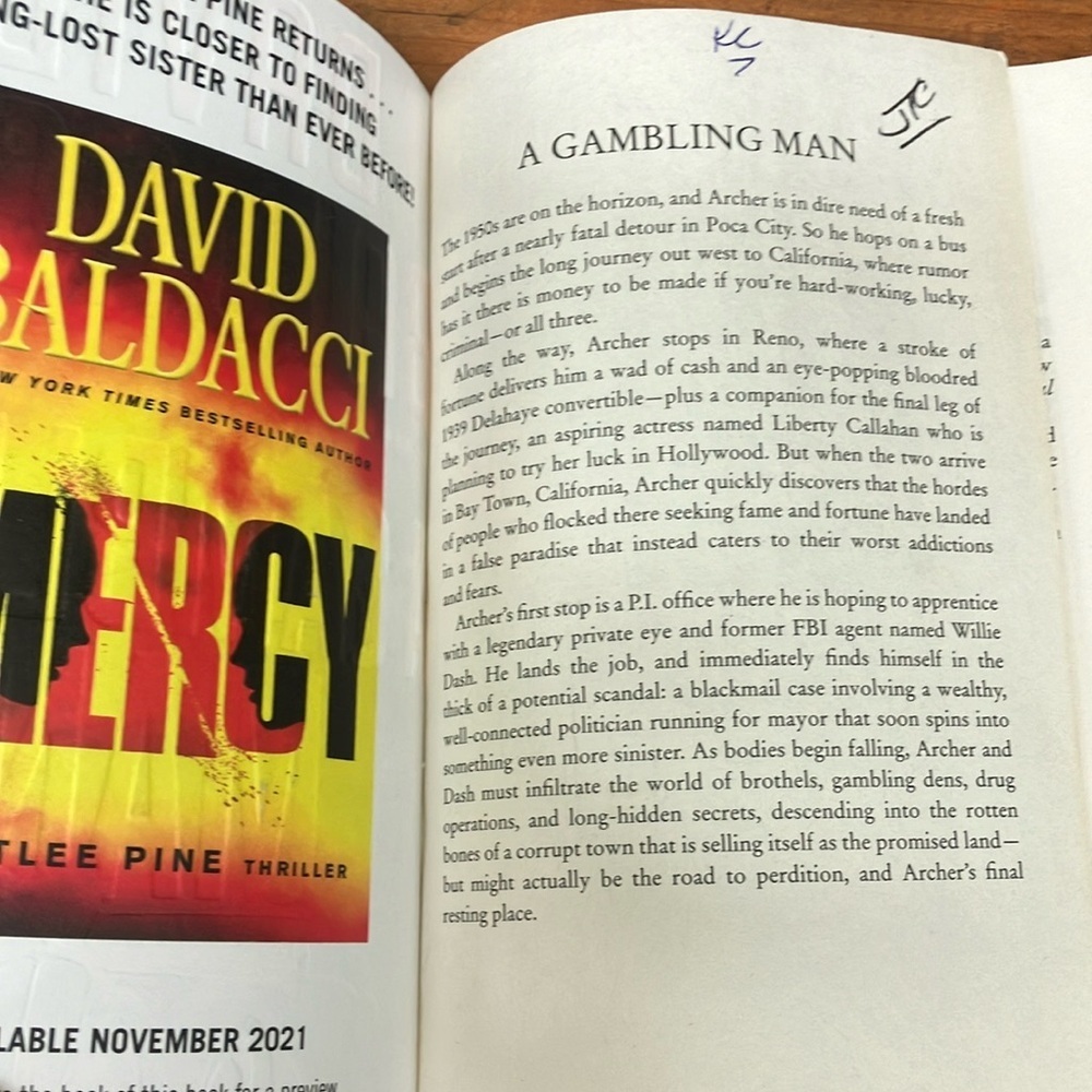 Book: A Gambling Man by David Baldacci - softcover - Picture 4 of 15